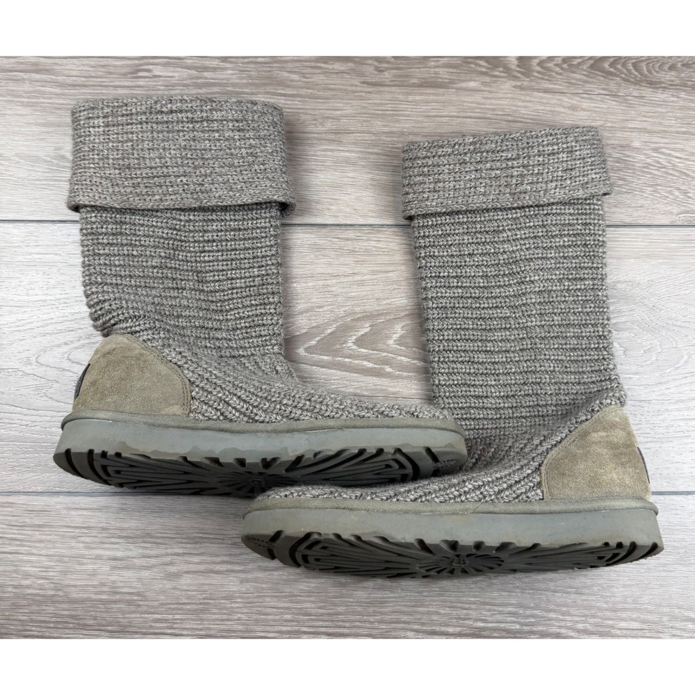 UGG Womens Classic Cardy Knit Triple Button Boots Grey 1016555 Size 10